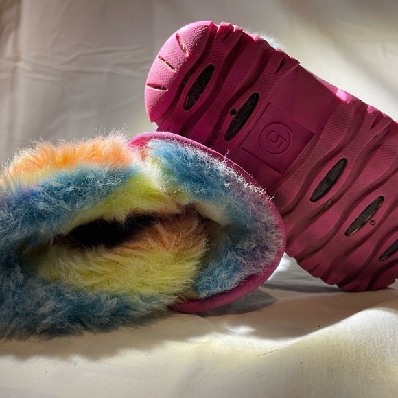 Rainbow High Sierra kids winter boots sz 5 cute - Picture 3 of 5